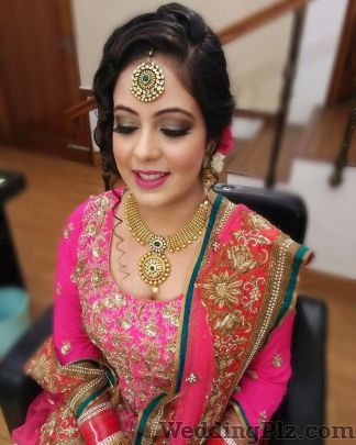 Amanat Gill Makeup Artist Makeup Artists weddingplz