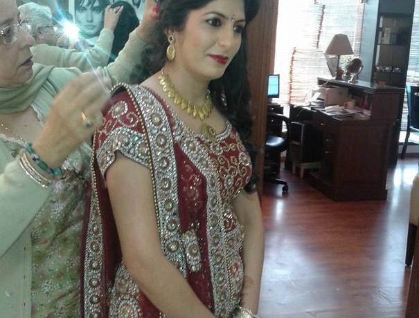 Salochna Beauty World Makeup Artists weddingplz