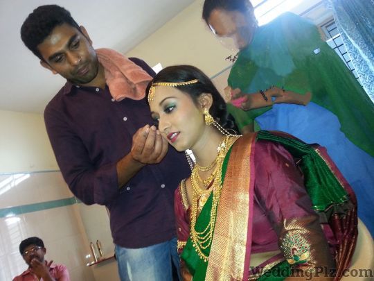 Smash Look Makeup Artists weddingplz