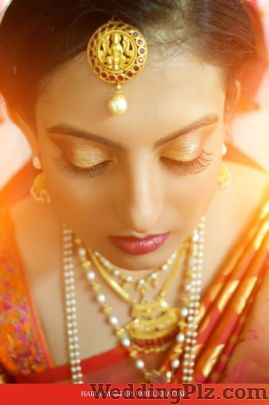 Parul Makeup Artist Makeup Artists weddingplz