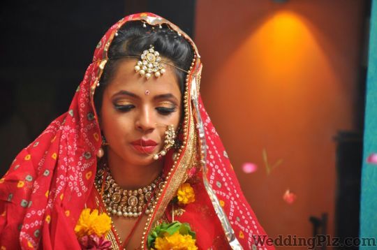 Makeup by Deepika Dhambeer Makeup Artists weddingplz