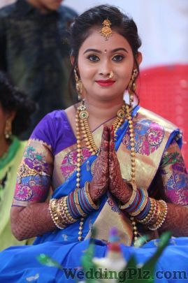 Makeup by Deepika Dhambeer Makeup Artists weddingplz