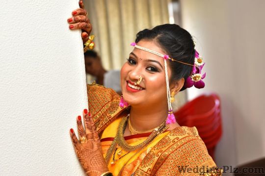Makeup by Deepika Dhambeer Makeup Artists weddingplz