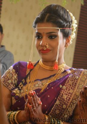 Makeup by Deepika Dhambeer Makeup Artists weddingplz