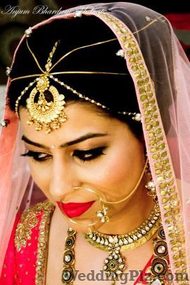 Anjum Bhardwaj Makeup Artist Makeup Artists weddingplz