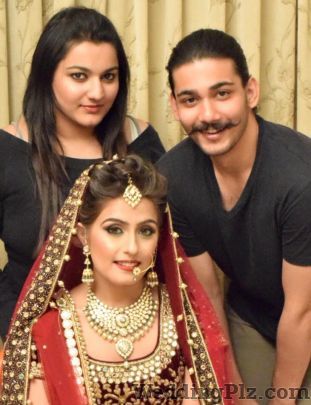 Astha Agarwal Makeup Artist Makeup Artists weddingplz