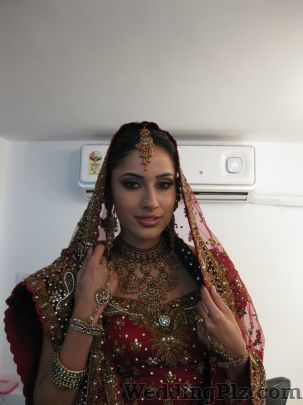 Poonam Shahs Professional Makeup and Hair Stylist Makeup Artists weddingplz