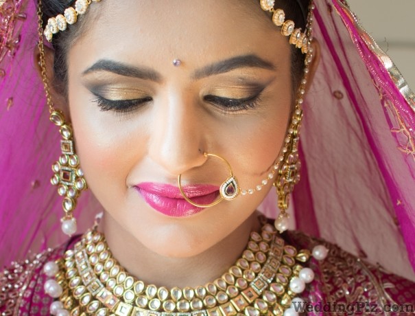 MakeUp Might by Shipra Acharya Makeup Artists weddingplz