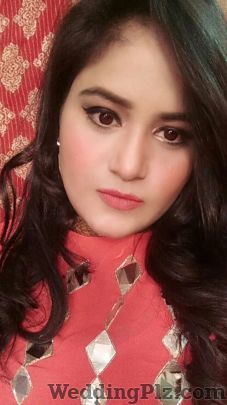 Harmeet Kaur Makeovers Makeup Artists weddingplz