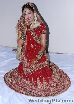 Monz Beauty Parlour Makeup Artists weddingplz