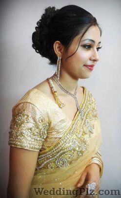 Makeover Artist Nidhi Bhardwaj Makeup Artists weddingplz