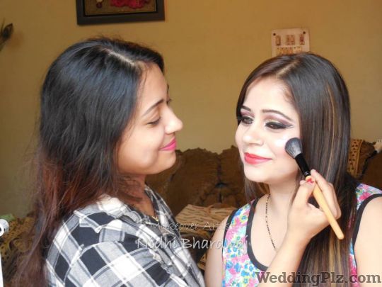 Makeover Artist Nidhi Bhardwaj Makeup Artists weddingplz
