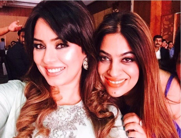 Aarti Makker Makeup Artist Makeup Artists weddingplz