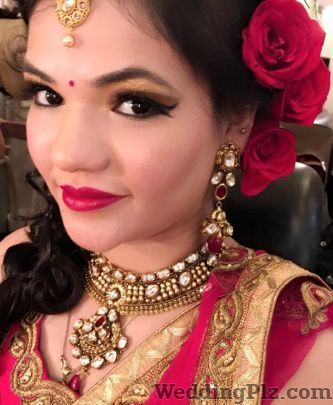 Kitty Dhupar Makeup Artist Makeup Artists weddingplz
