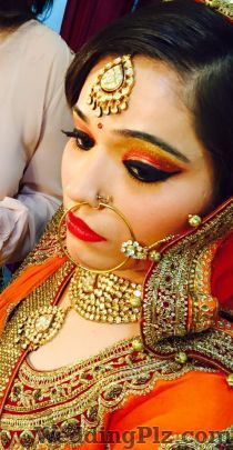 Kitty Dhupar Makeup Artist Makeup Artists weddingplz