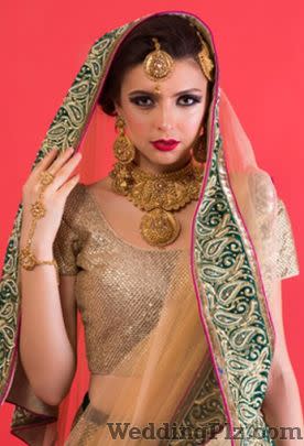 Prettify ME Makeup Artists weddingplz