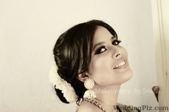 Makeupistry by Sneha Makeup Artists weddingplz
