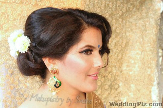 Makeupistry by Sneha Makeup Artists weddingplz
