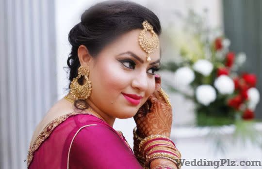 Allure Unisex Salon Makeup Artists weddingplz