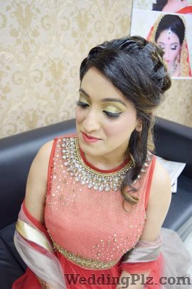 Makemeup Unisex Salon and Makeup Studio by Geeta Kapoor Makeup Artists weddingplz