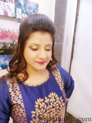 Kaynaat Makeup Studio Makeup Artists weddingplz