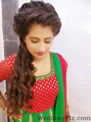 Kaynaat Makeup Studio Makeup Artists weddingplz