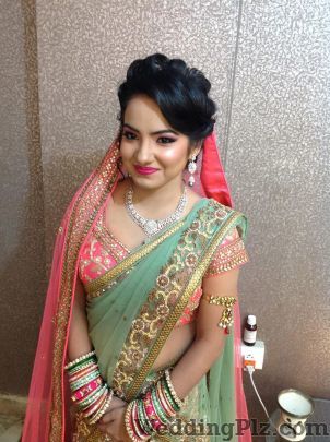 The Signature Designer Makeovers Makeup Artists weddingplz