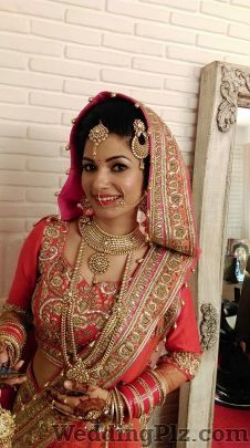 The Signature Designer Makeovers Makeup Artists weddingplz