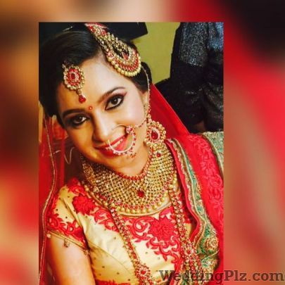 The Signature Designer Makeovers Makeup Artists weddingplz