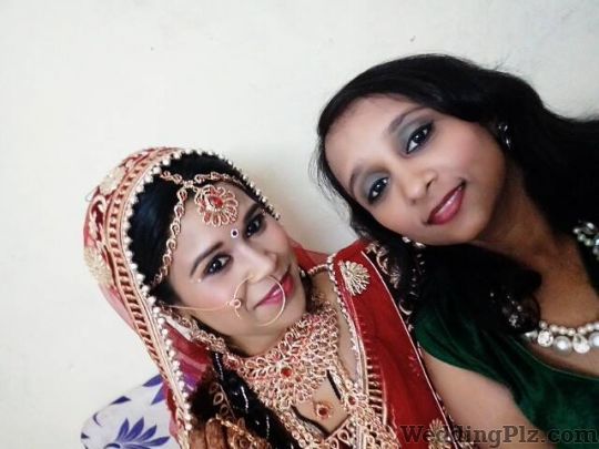 Rachita Jaiswal Makeovers Makeup Artists weddingplz