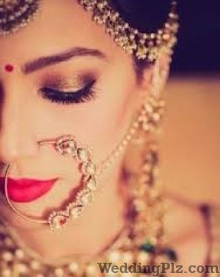 Thanmayi Makeovers Studio Makeup Artists weddingplz