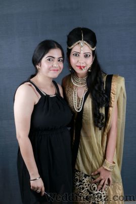 Disha Pamnani Makeup Artist Makeup Artists weddingplz