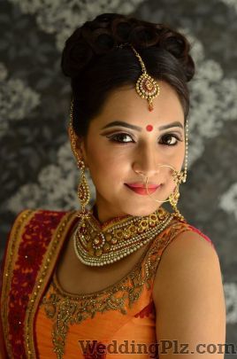Nupur Makeup Artist Makeup Artists weddingplz