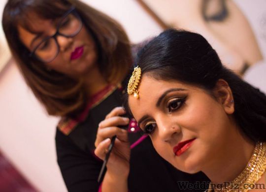 Nupur Makeup Artist Makeup Artists weddingplz