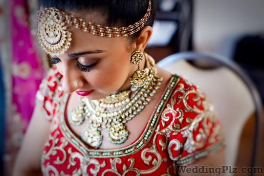 Ablaze by Simran Makeup Artists weddingplz
