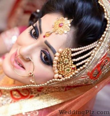 Gagz Brar Makeovers Makeup Artists weddingplz