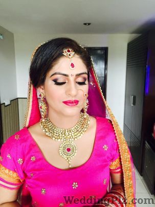 Gagz Brar Makeovers Makeup Artists weddingplz