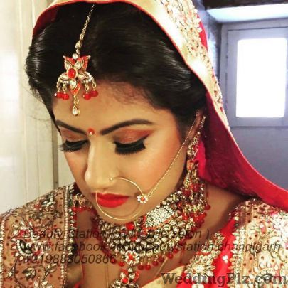 Gagz Brar Makeovers Makeup Artists weddingplz