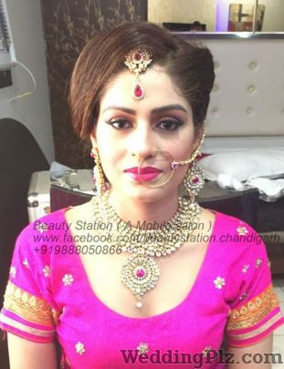 Gagz Brar Makeovers Makeup Artists weddingplz