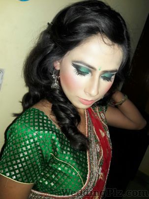 Muktas Bridal Studio Makeup Artists weddingplz