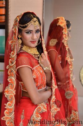 Muktas Bridal Studio Makeup Artists weddingplz