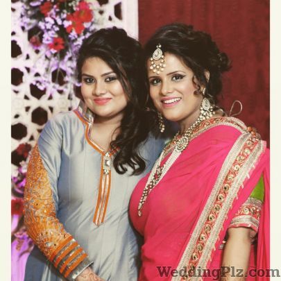 Muktas Bridal Studio Makeup Artists weddingplz