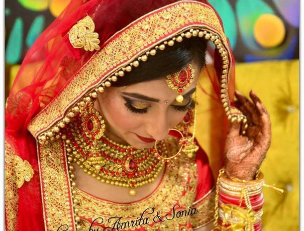 Makeup Artistry by Amrita and Sonia Makeup Artists weddingplz