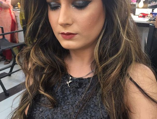 Maquillage by Anuradha Makeup Artists weddingplz