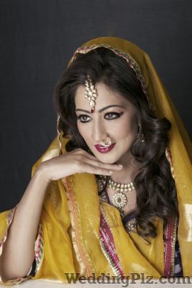 Makeup by Puja Mandavia Makeup Artists weddingplz