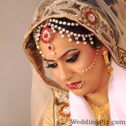 Makeup by Monisha Bathija Makeup Artists weddingplz