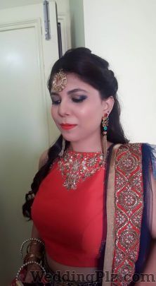 Priyanka Kumar Makeovers Makeup Artists weddingplz