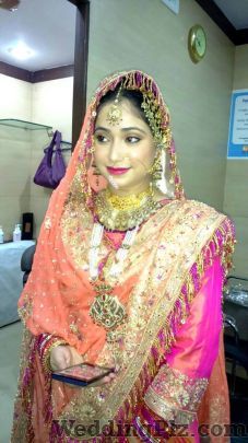 Look Good by Devika Makeup Artists weddingplz