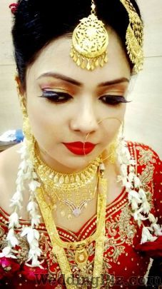 Look Good by Devika Makeup Artists weddingplz