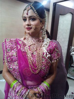 Look Good by Devika Makeup Artists weddingplz